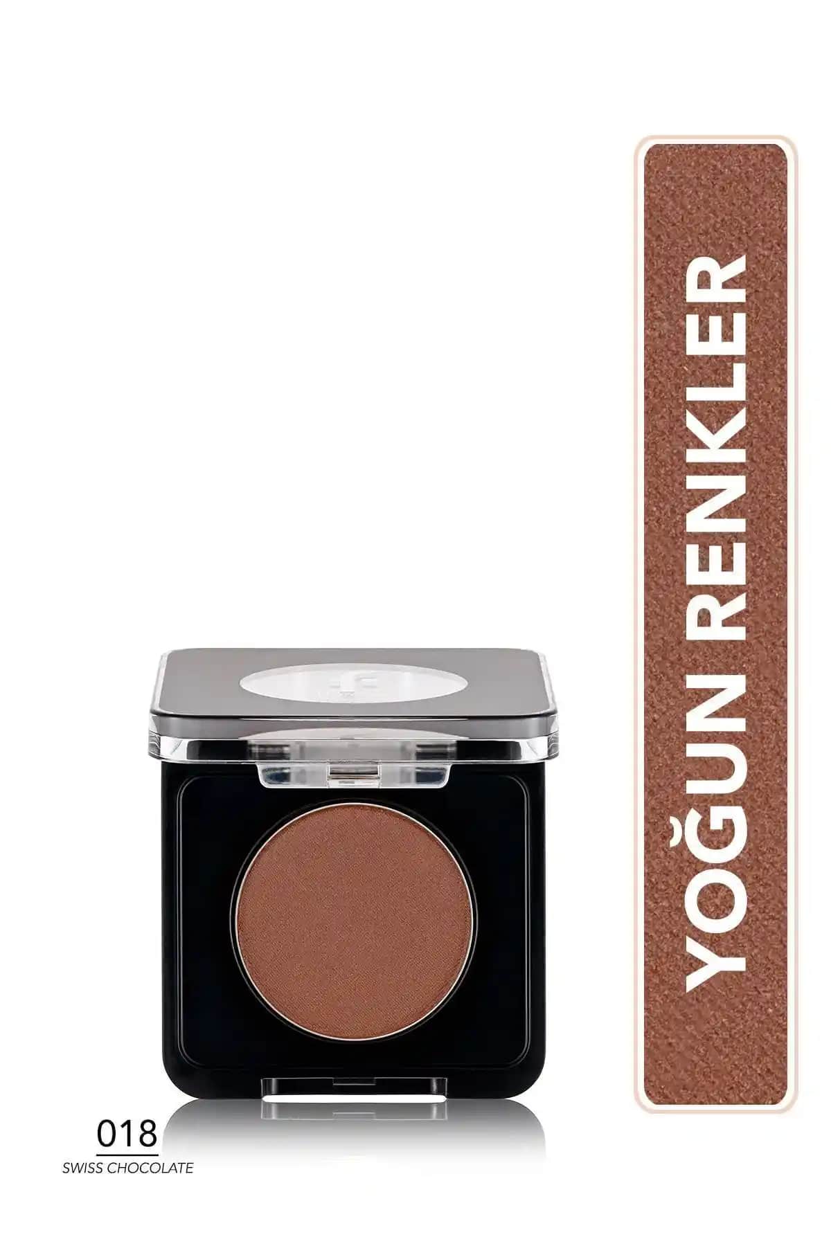 Flormar Mono Yüksek Pigmentli ve Mat Bitişli Kompakt Göz Farı ile Pastel Nude Tekli Far 75 Karşılaştırması