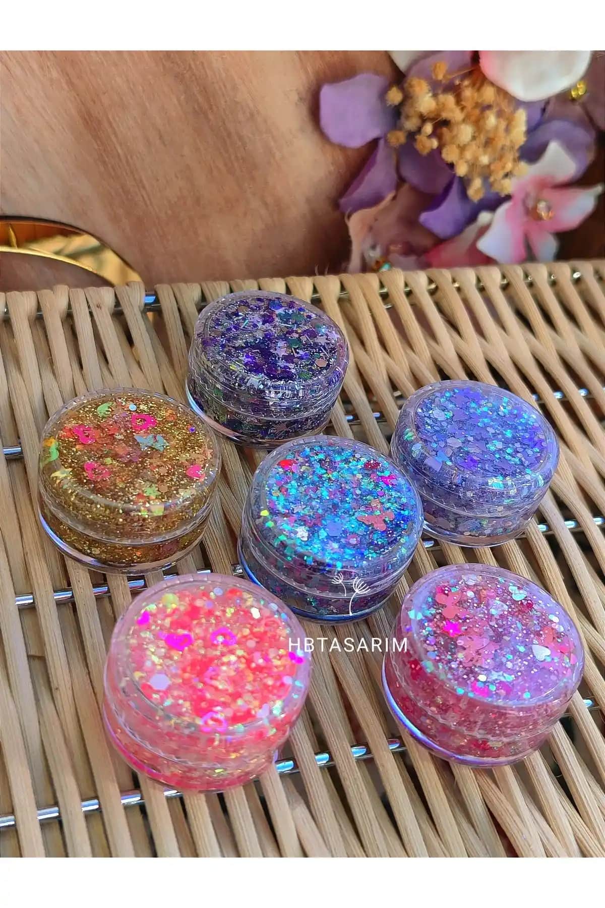 HBTasarım Parlak Glitter Jel Far: Canlı ve Işıltılı Göz Makyajı İçin Ideal Ürün