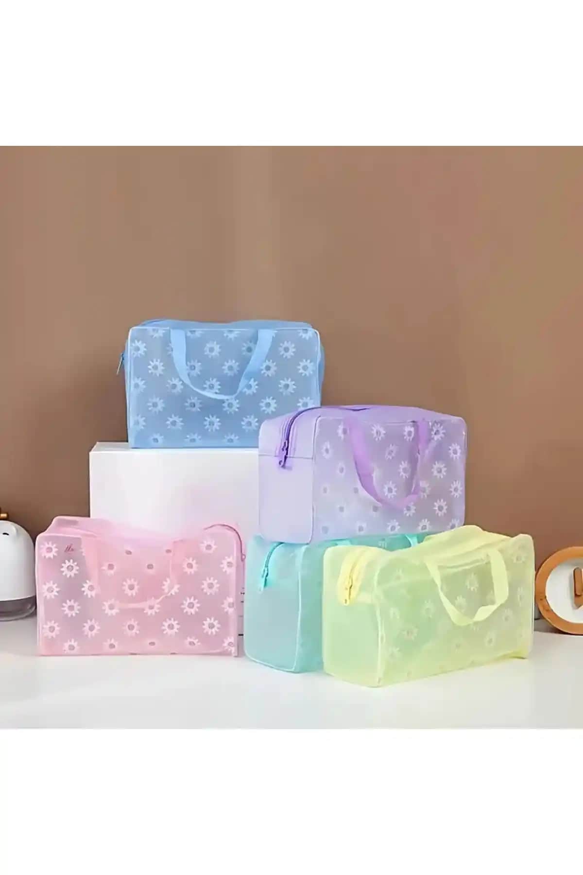 İhtiyacımVar 5'li Makyaj Çantası ve meapuff 3'lü Set Karşılaştırması