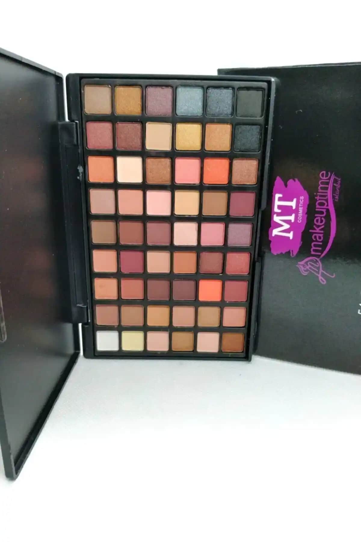 Makeuptime 54'lü Far Paleti Türkiye Menşeli Çok Renkli ve Taşınabilir Makyaj Seti