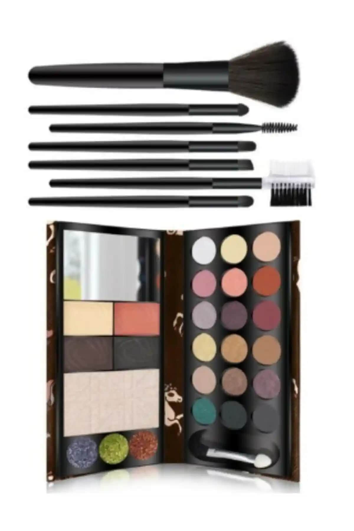 MUJGAN 7'li Fırça Seti ve Çanta Boyu Cüzdan ile Pratik ve Şık Makyaj Deneyimi