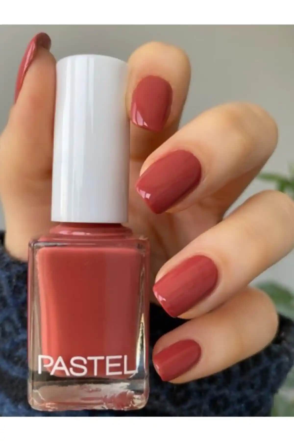 Pastel Oje 299 ve 311 Karşılaştırması: Renk, Performans ve Kullanıcı Yorumları