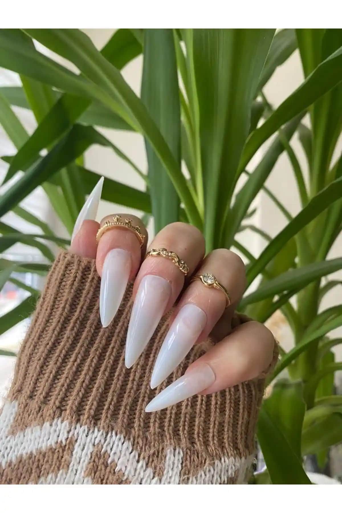 SYBELLE Kozmetik 20 Adet Naturel Stiletto Takma Tırnak Seti Pembe Renk, Estetik ve Dayanıklı