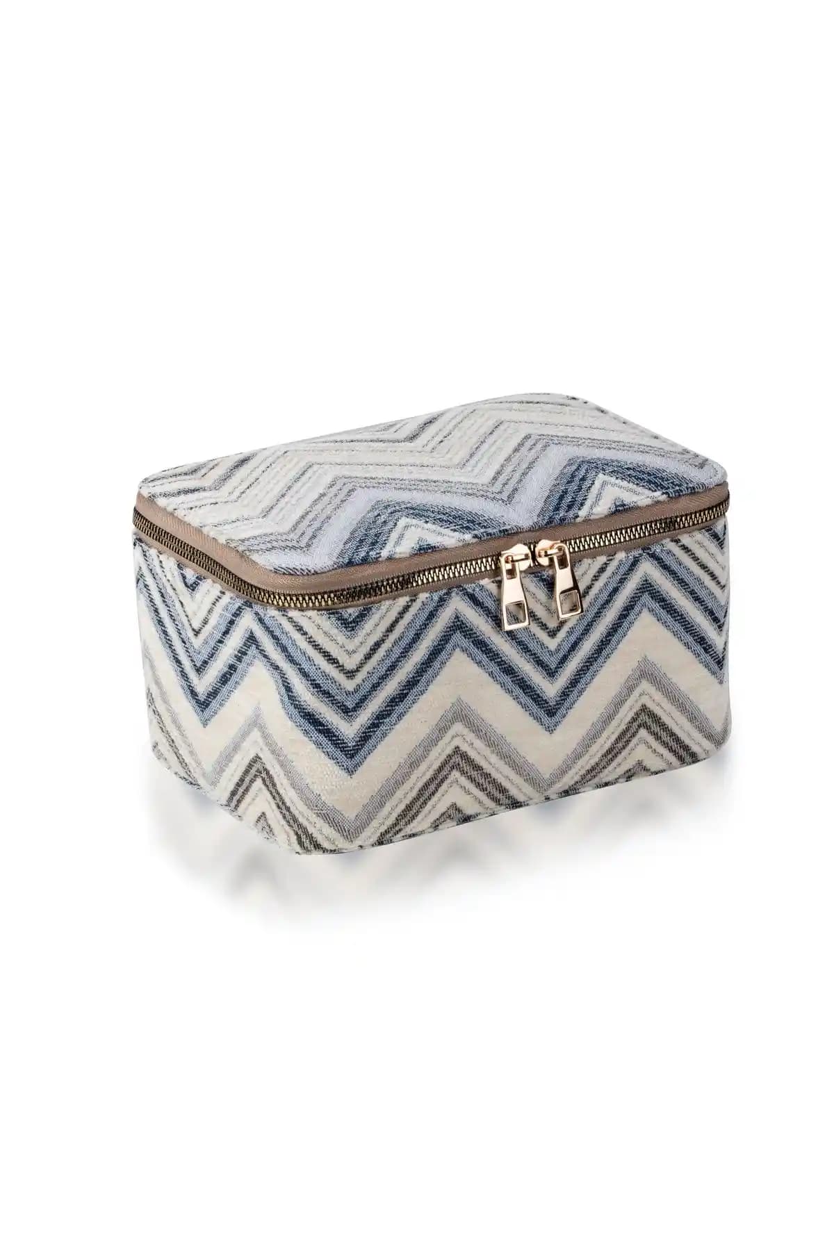 VIVION Zigzag ve Woys Bags Şeffaf Seyahat Makyaj Çantası Karşılaştırması