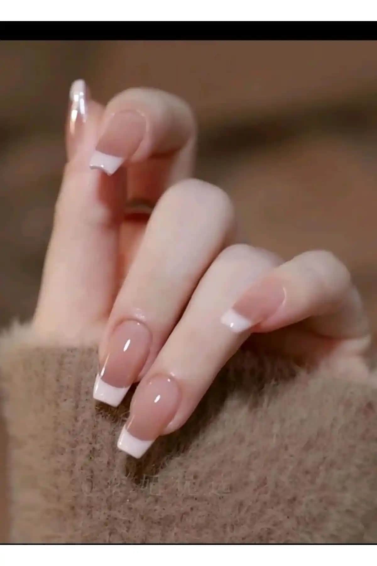 ElNIL Butik 24 Lü Takma Tırnak Setleri Estetik ve Kullanışlı Güzellik Çözümü