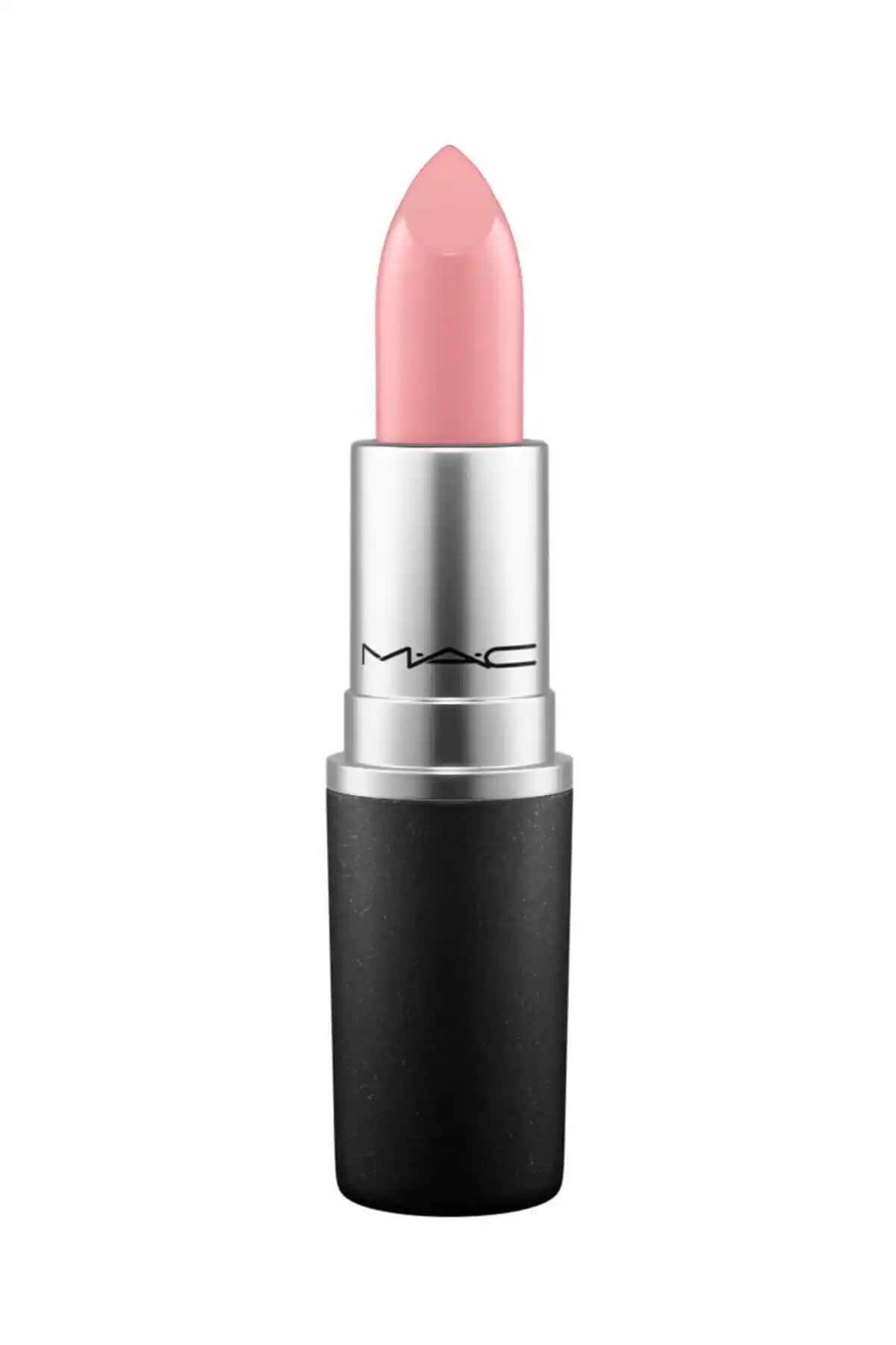 Mac Cremesheen Lipstick Crème Cup: Doğal ve Parlak Dudaklar İçin Şık Bir Seçenek