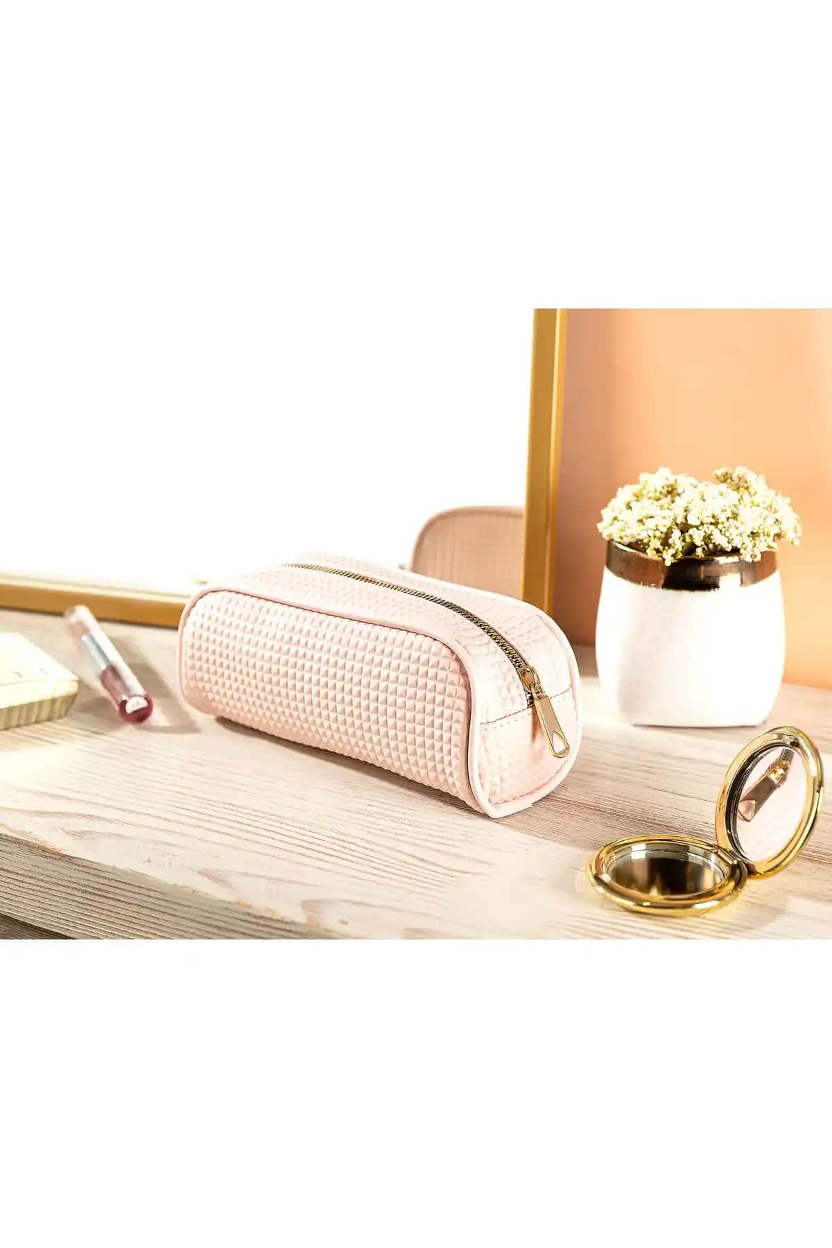 Madame Coco Charisse Makyaj Çantası Türkiye Üretimi Şık ve Pratik Seyahat Aksesuarı