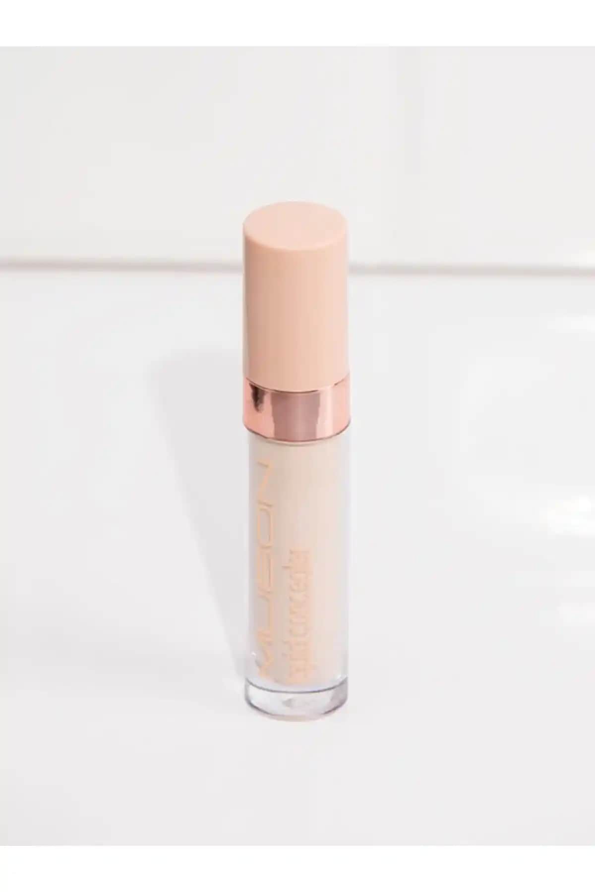 Muson Liquid Concealer ve Revolution Conceal Define Kapatıcılarının Detaylı Karşılaştırması
