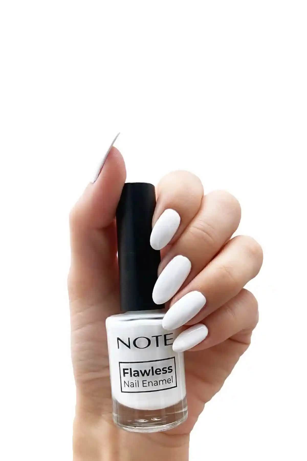 Note Cosmetics Nail Flawless Oje 02 Future White Beyaz Renkli Parlak Tırnak Ojesi