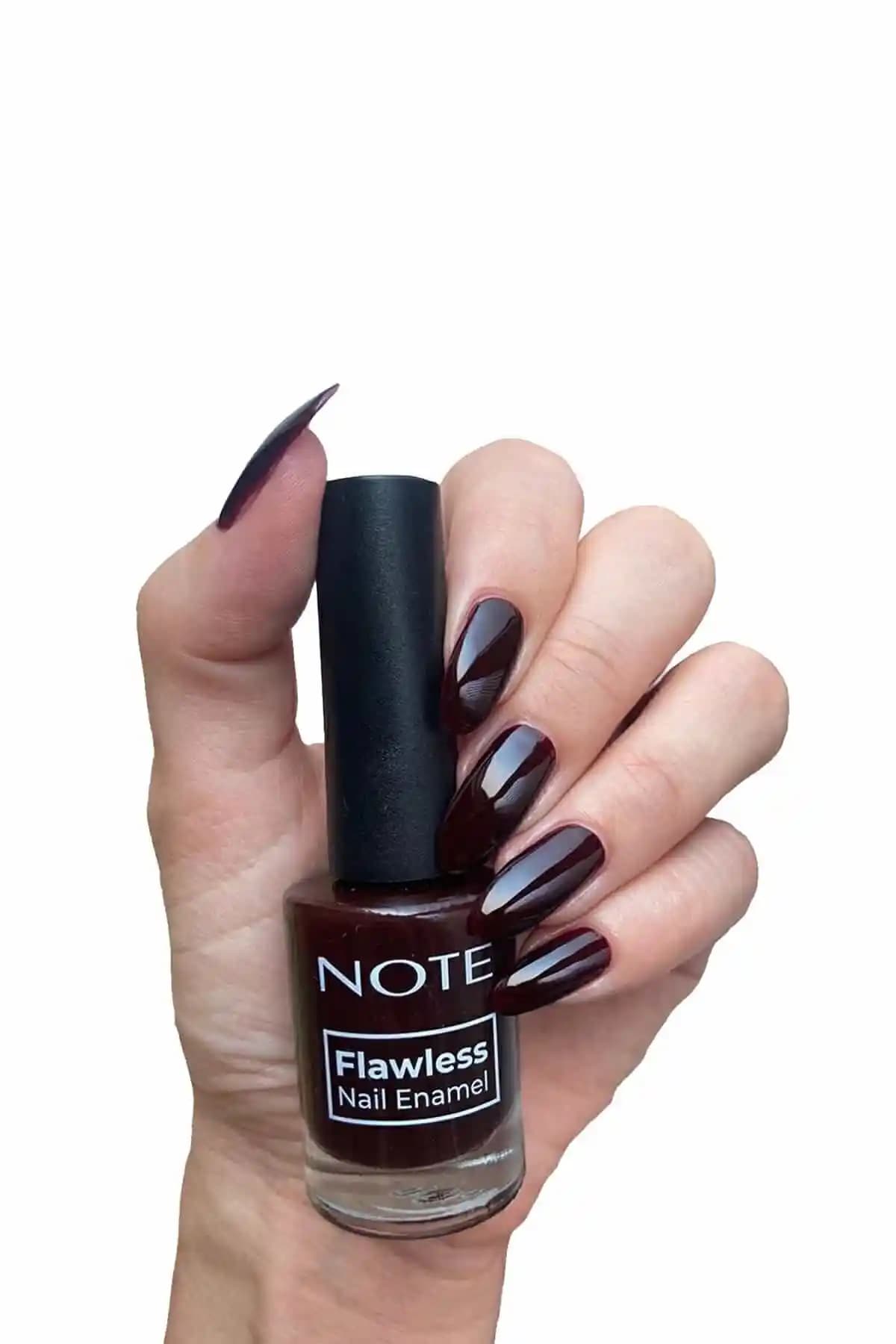 Note Cosmetics Nail Flawless Oje 105 Maroon - Uzun Süre Dayanıklı ve Güvenilir Kozmetik Ürünü