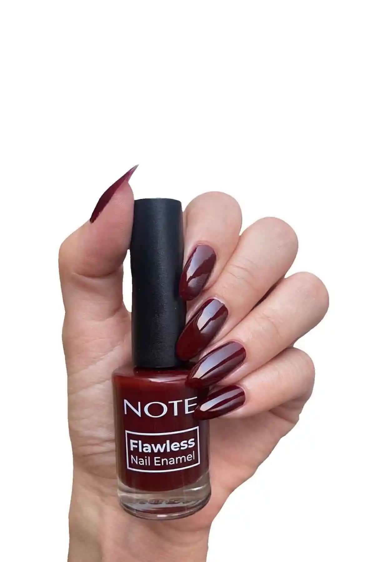 Note Cosmetics Nail Flawless Oje 107 Burgundy Kırmızı, Şık ve Kalıcı Tırnak Rengi Seçeneği