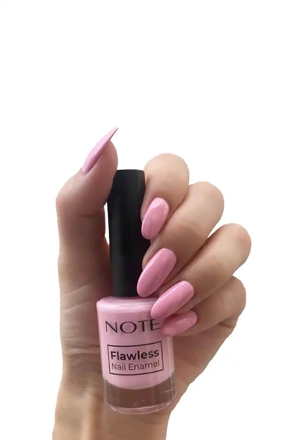 Note Cosmetics Nail Flawless Oje Pembe Renkli, Yüksek Kapatıcılık ve Uzun Süre Dayanıklı