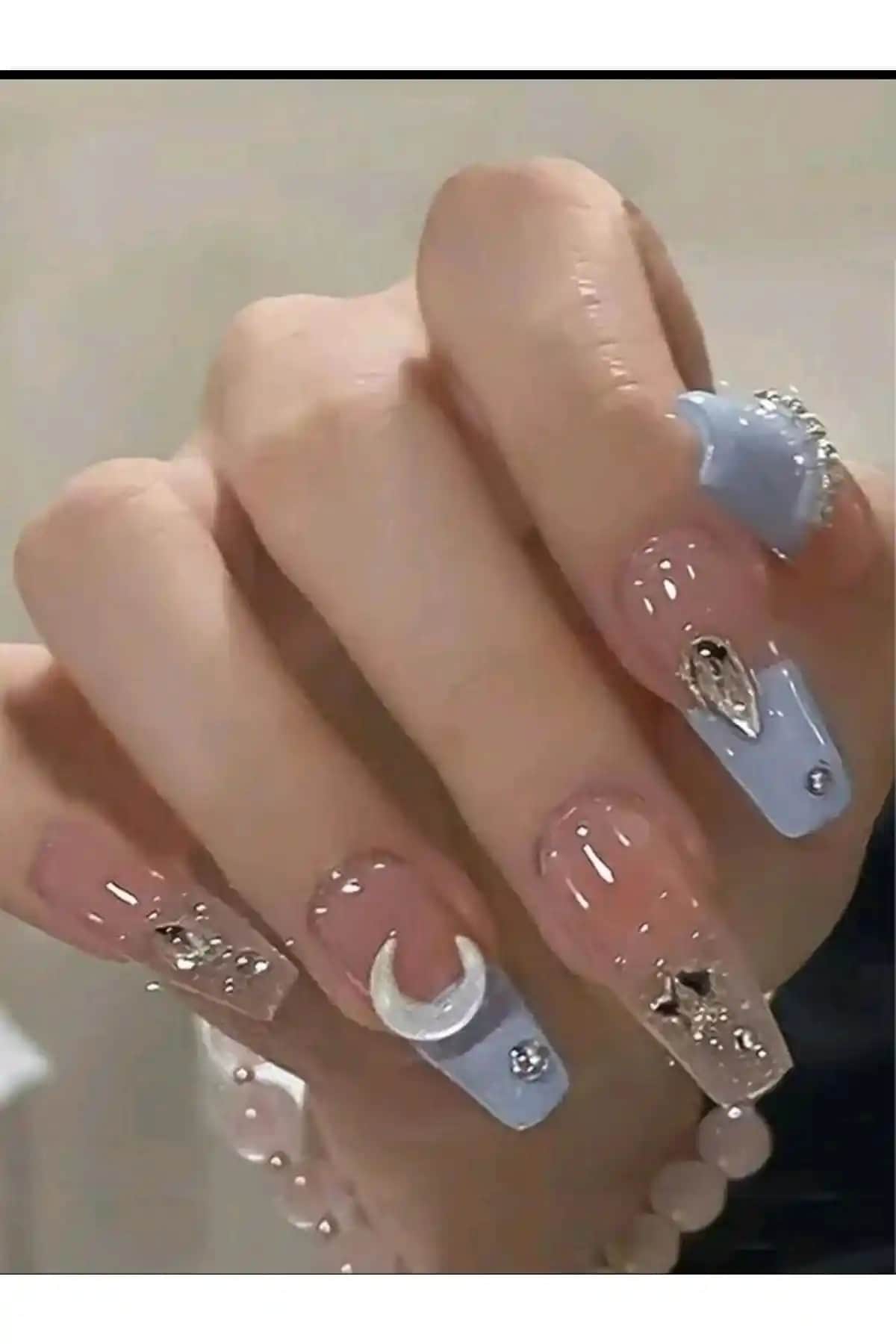 SHEIN 24 Lü Takma Tırnak Setleri ile Kolay ve Şık Tırnak Bakımı