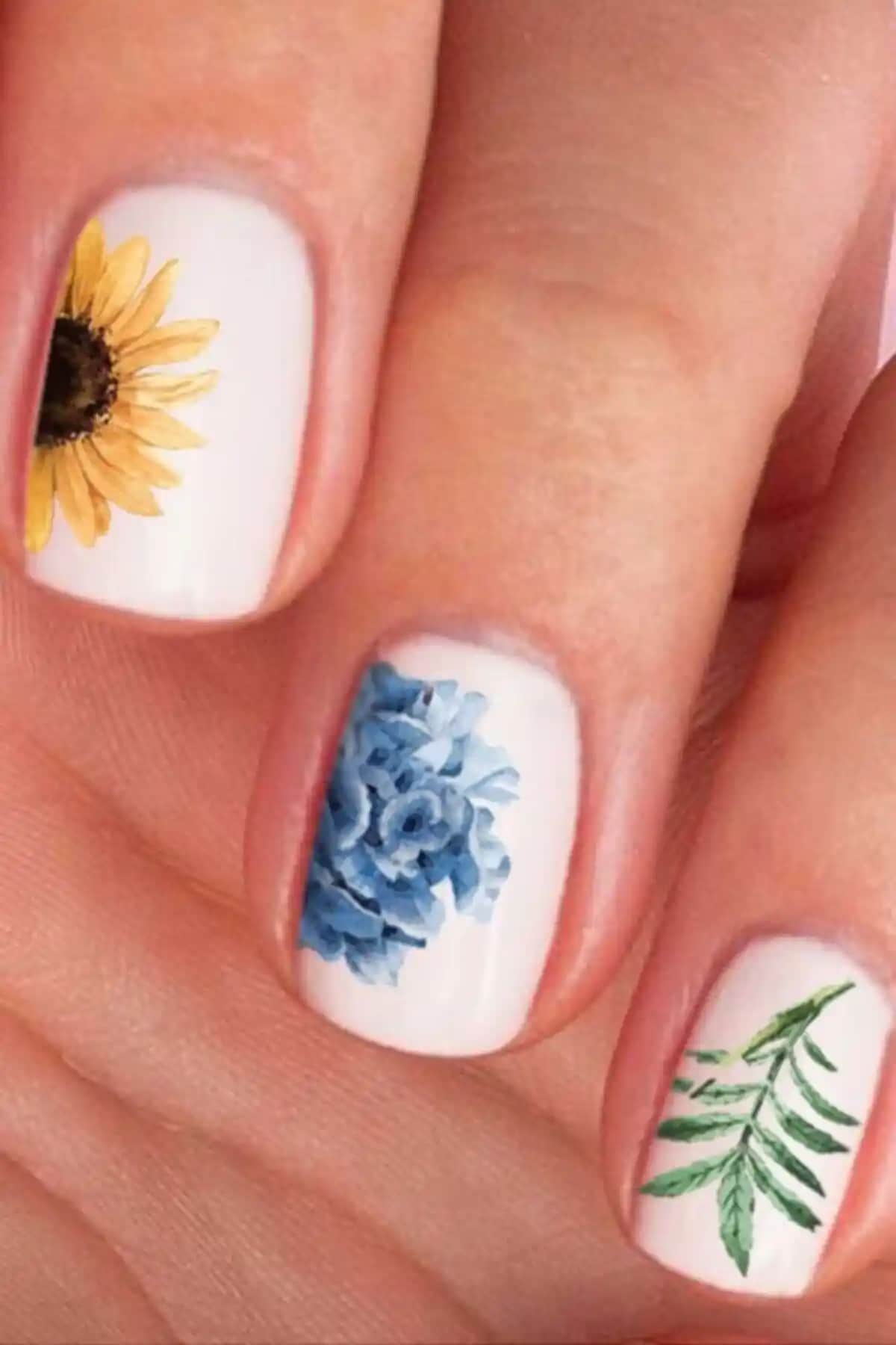 Tırnak Süsleme Ürünleri Karşılaştırması: Artikel Çiçekler Dövmesi ve POP Beauty Sticker