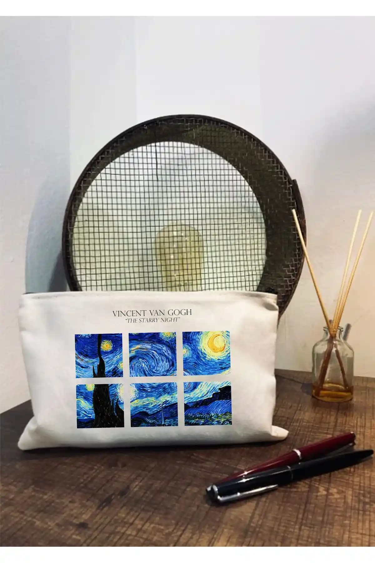Van Gogh Starry Night Temalı Makyaj Çantası Estetik ve Fonksiyonel Tasarım