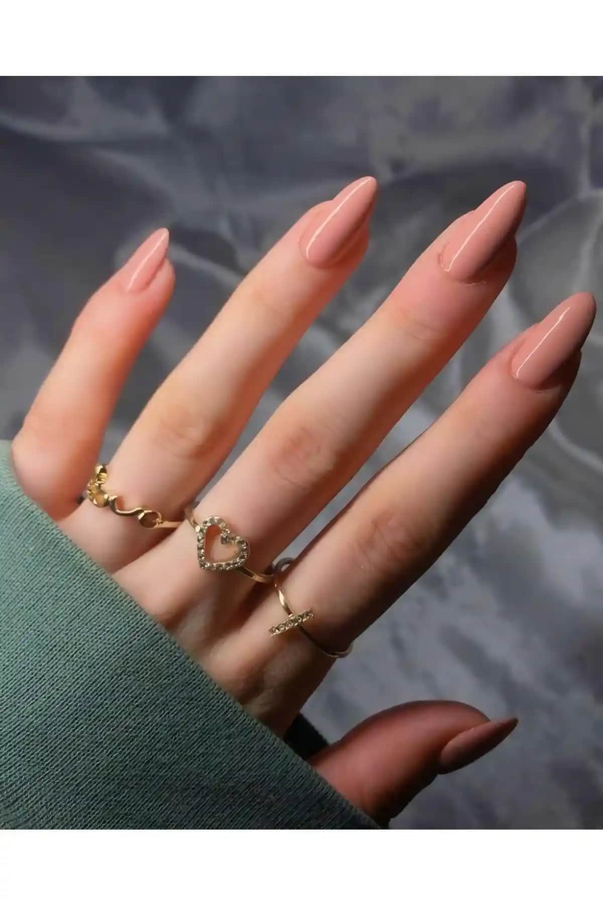 ZERDÜNYA Kalıcı Nude Badem Model 20'li Takma Tırnak ile Pratik ve Şık Tırnak Çözümü