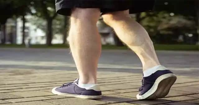 Bacakta Kıl Dökülmesinin Nedenleri ve Etkili Çözüm Yöntemleri