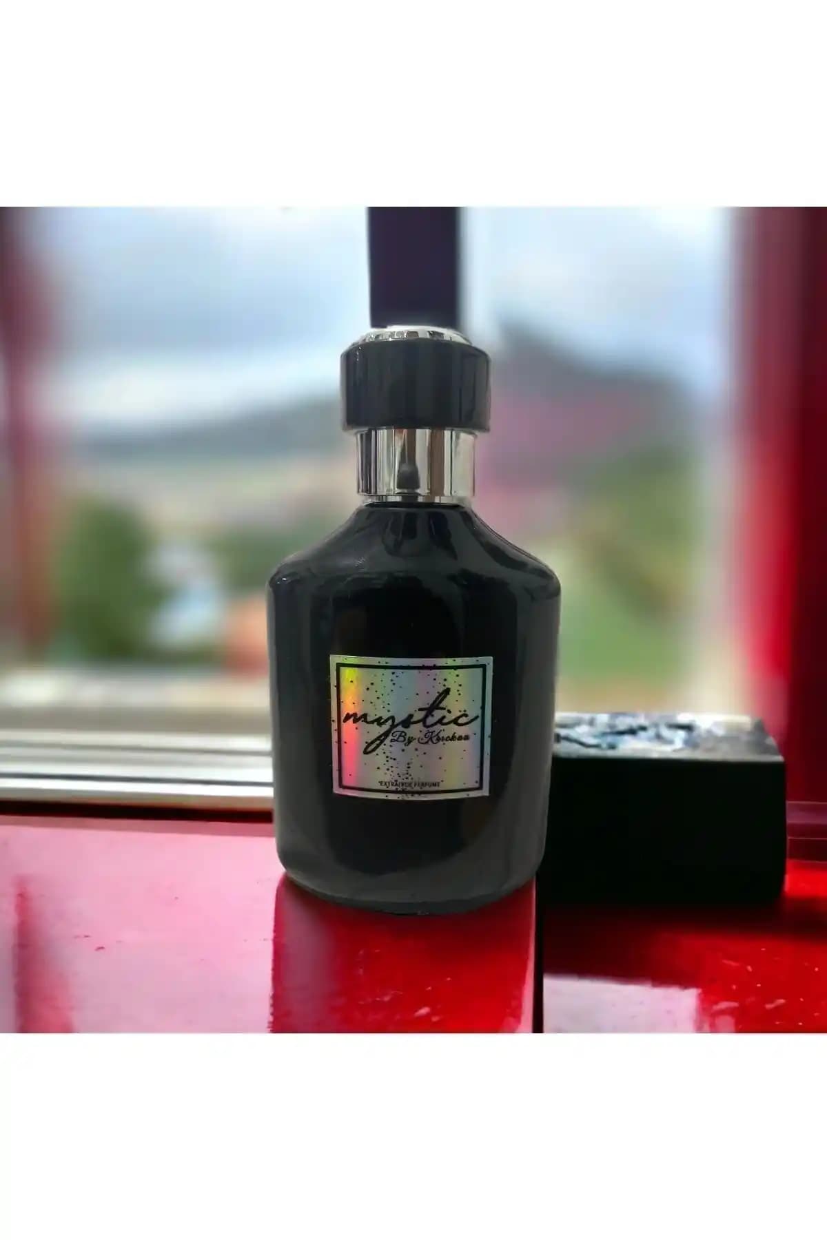 Mystic Baccarat Rouge 540: Eşsiz Amber Floral Parfüm Etkileyici Deneyim Sunuyor