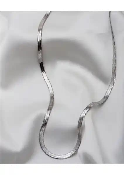 Bers Aksesuar Kadınlar İçin İtalyan Model ve Su Yolu Temalı Kolye Karşılaştırması