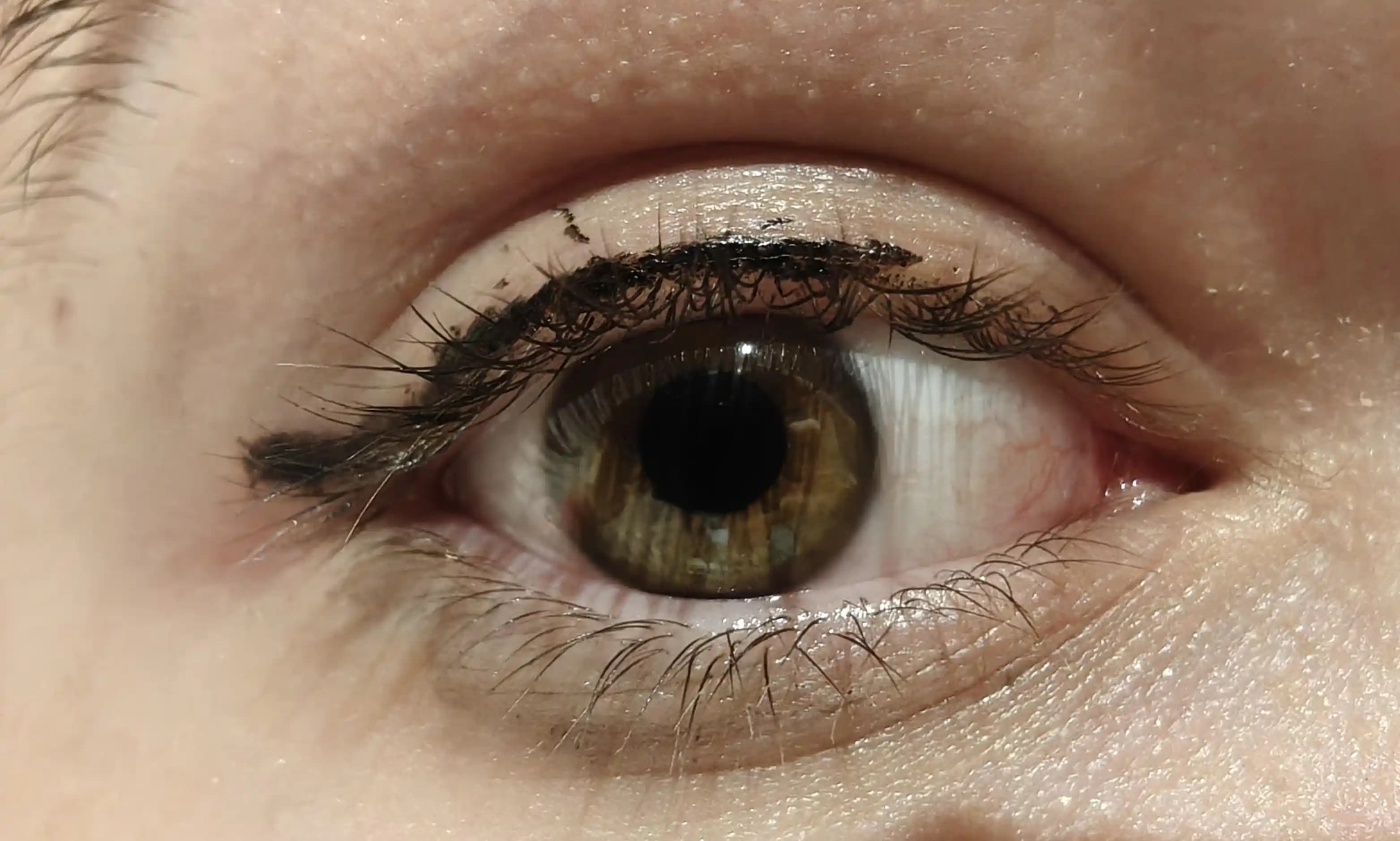 Kirpik Altı İçin Sıvı Eyeliner Uygulama Teknikleri ve Alternatif Ürünler