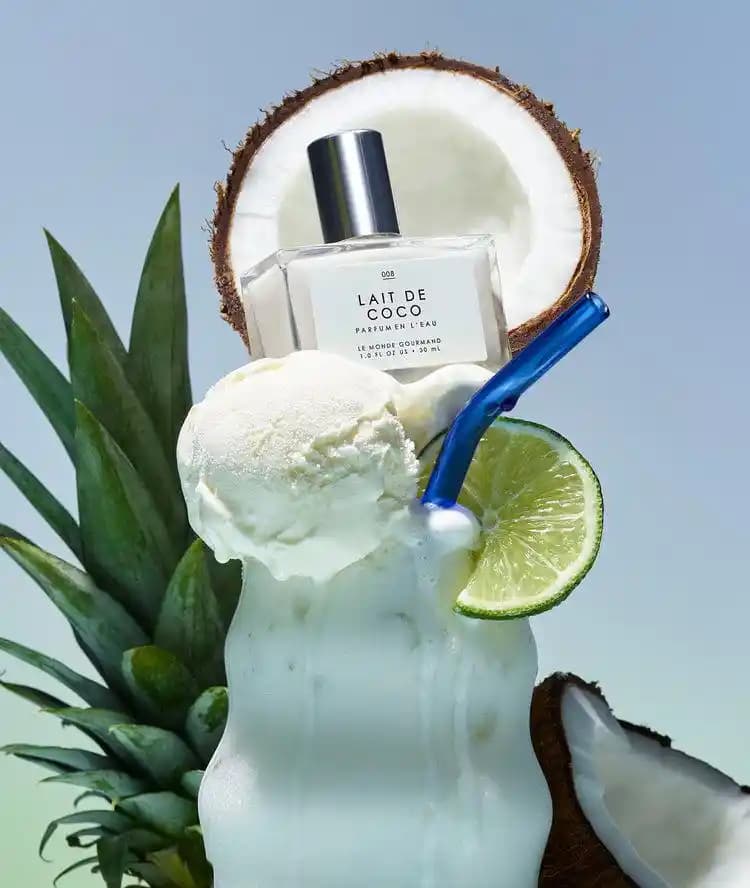 Lait de Coco Parfümü: Hindistan Cevizi Kokusu ve Kullanıcı Algıları Üzerine Analiz