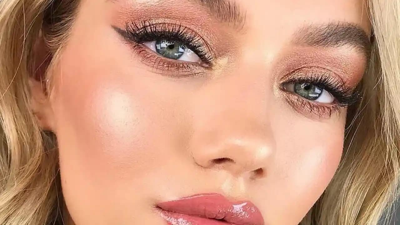 Makyajın Evden Çıktıktan Sonra Daha İyi Görünmesinin Nedenleri ve Etkileyen Faktörler