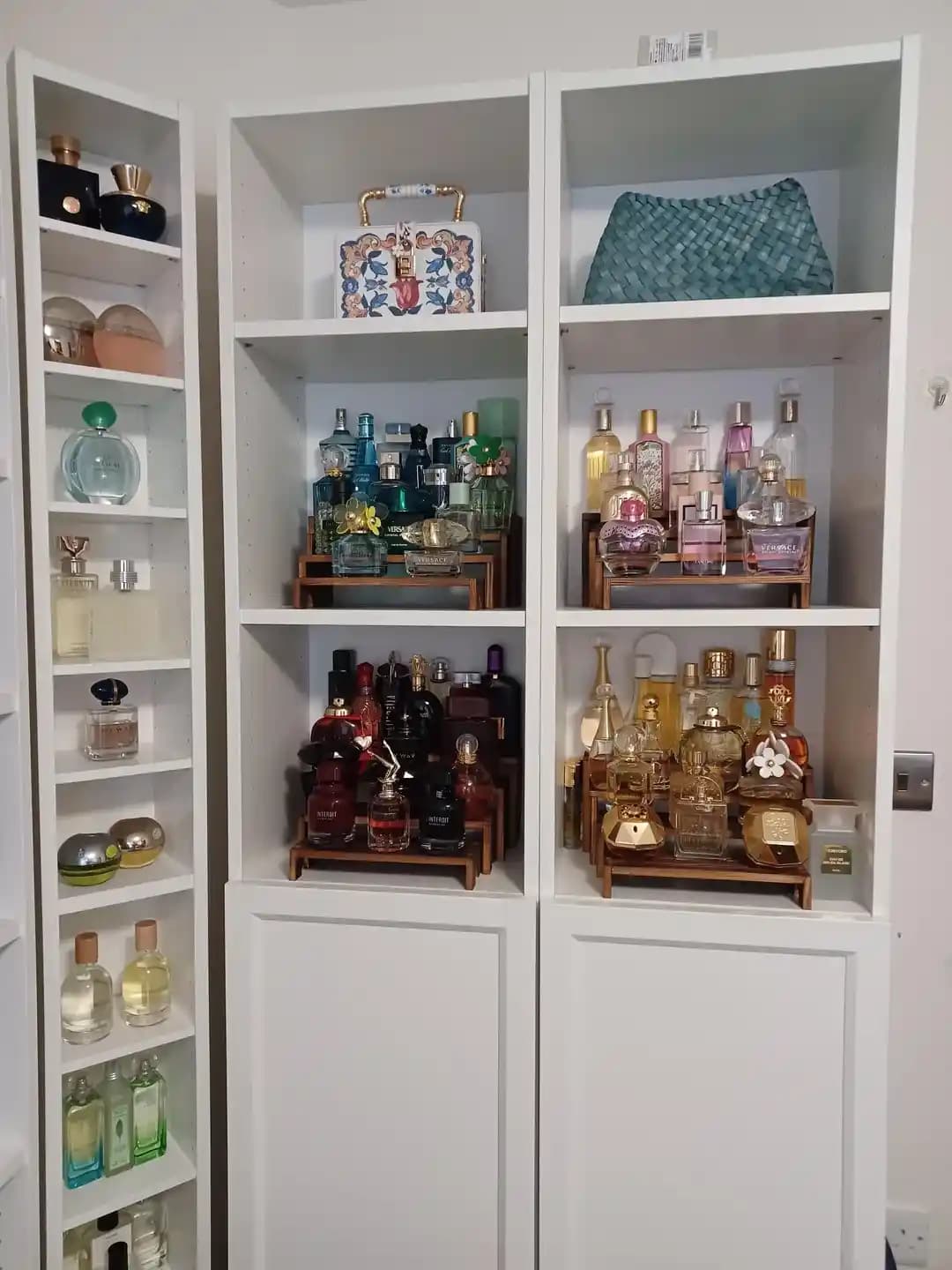 Renk Kodlu Parfüm Koleksiyonları: Düzenleme Yöntemleri ve Seçim Kriterleri