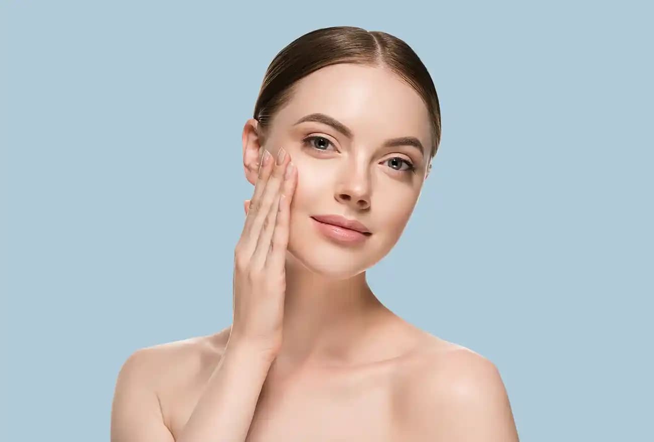 Yıllık ve Yarıyıllık Cilt Bakım Prosedürleri: Botox, Lazer, Mikroneedling ve Kimyasal Peeling Analizi