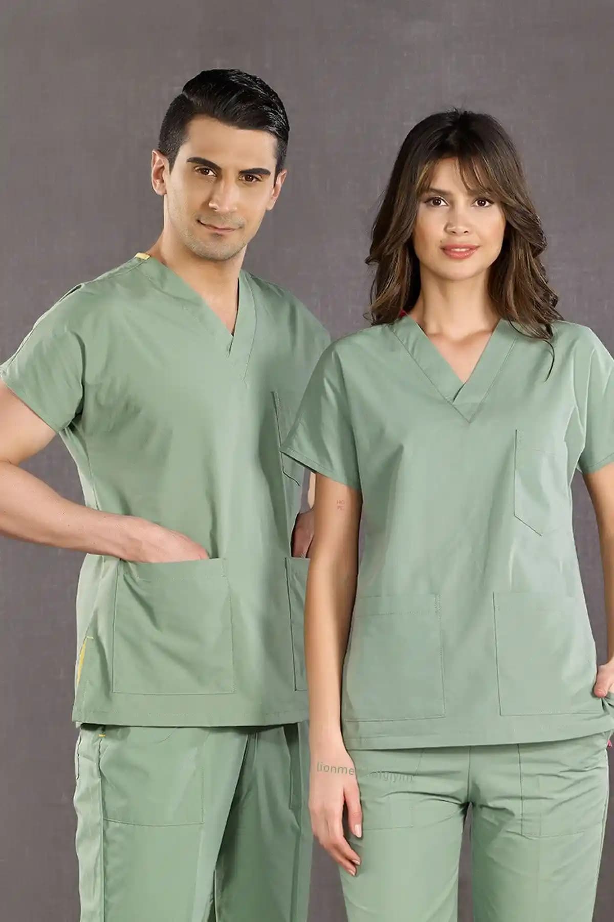 Çizgi Medikal: Güvenilir ve Kaliteli Medikal Giyim Çözümleri 2004 yılından beri sağlık sektöründe öne çıkan marka