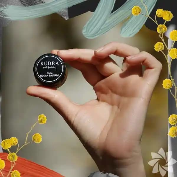 Doğal ve Organik Kozmetik Markaları: Güvenilir ve Sağlıklı Seçenekler