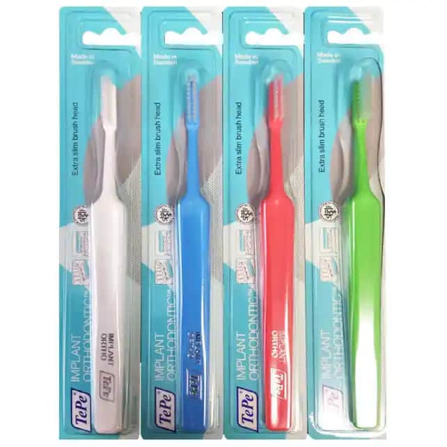 Implant ve Ortodontik Tedavi Görenler İçin Modern Ağız Bakımında Özel Diş Fırçası Seçenekleri