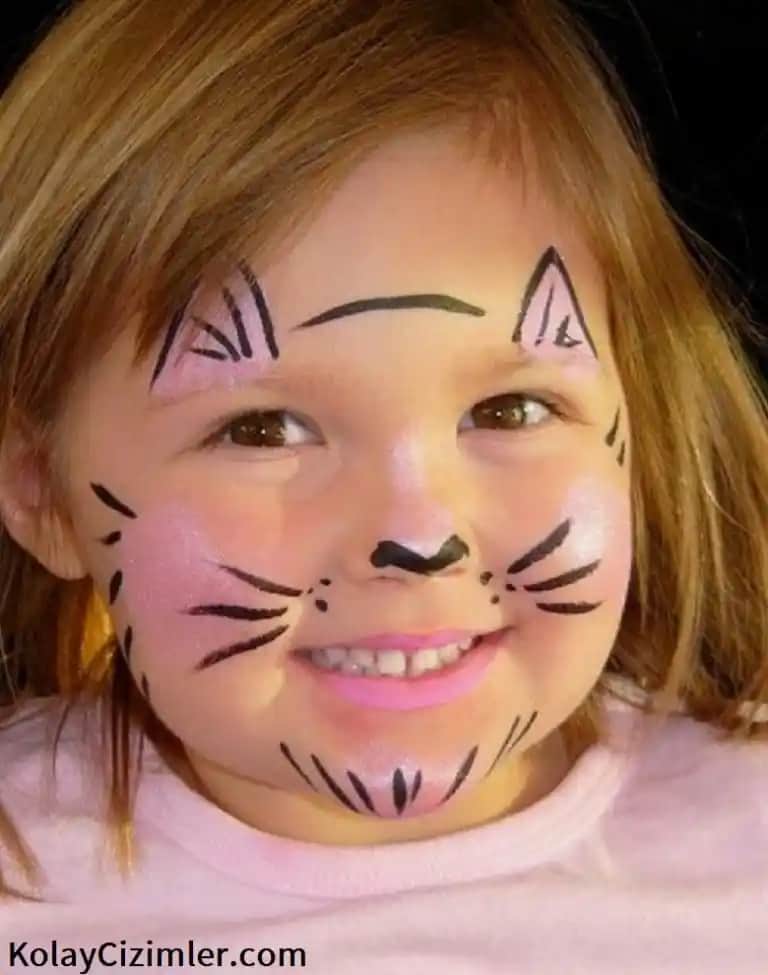 Kedi Yüz Boyama Sanatı ve Eğlenceli Uygulama Yöntemleri
