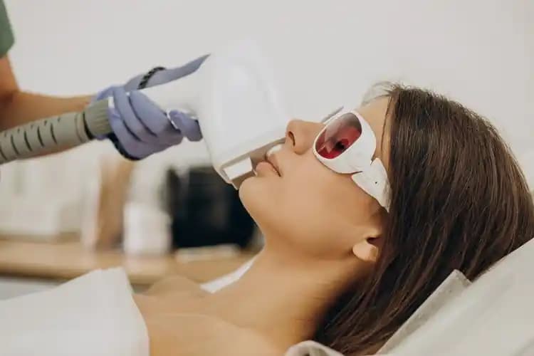 Lazer Sonrası Cilt Bakımı ve Dikkat Edilmesi Gerekenler Rehberi