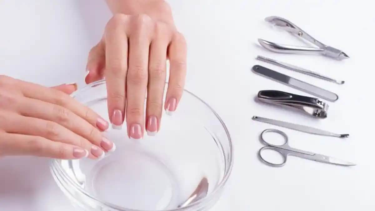 Manikür Malzemeleri ve Görevleri: Profesyonel ve Evde Bakımın Temel Araçları