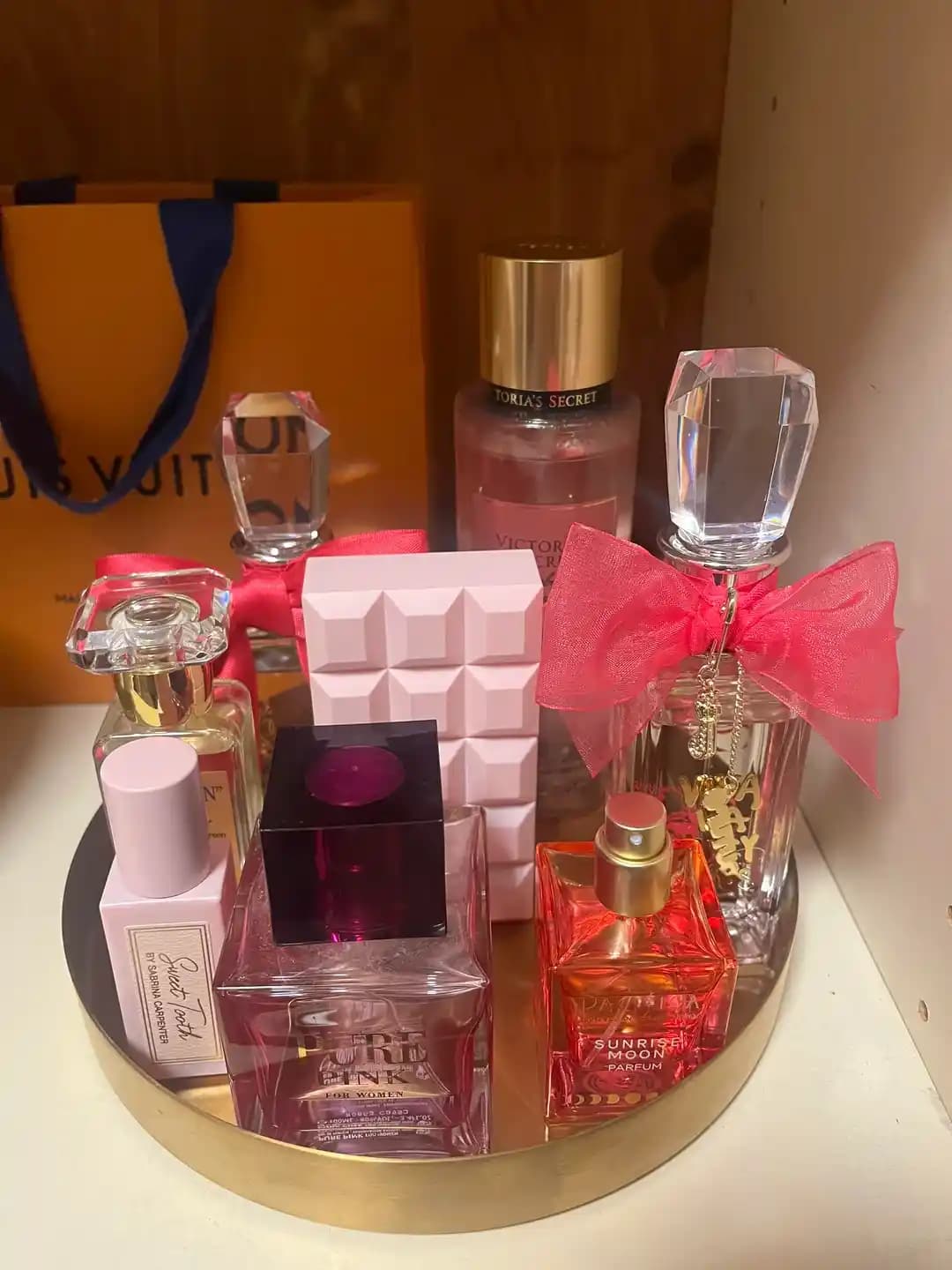 Plaj Esintili Parfümler ve Koku Koleksiyonlarının Özellikleri ve Kullanıcı Deneyimleri