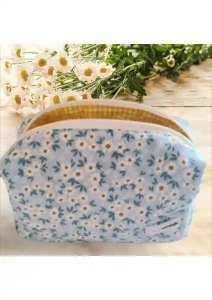 Nartella ve NS Reliable Seyahat Makyaj Organizerleri Karşılaştırması