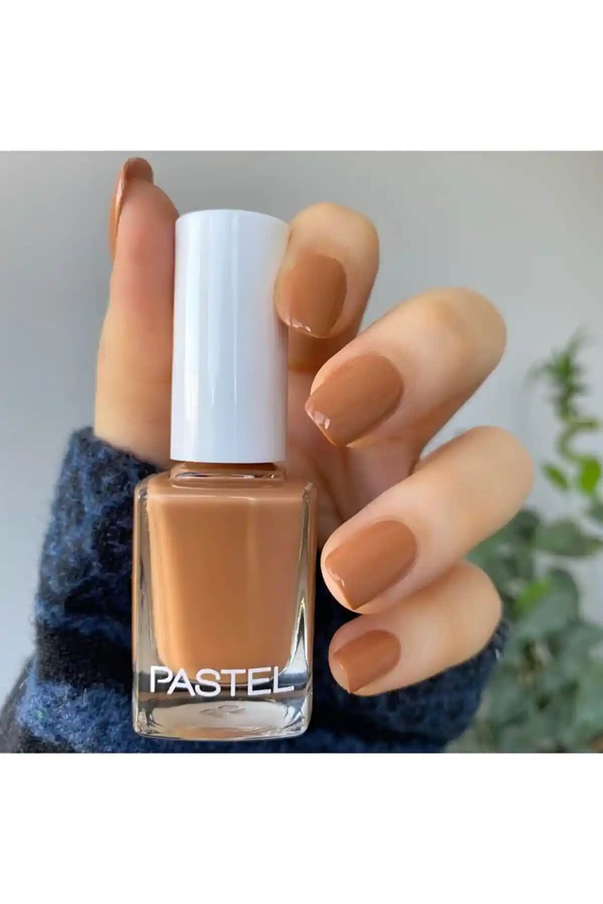 Pastel 255 Oje: Uzun Süre Dayanıklı, Sağlıklı ve Şık Tırnak Bakım Ürünü