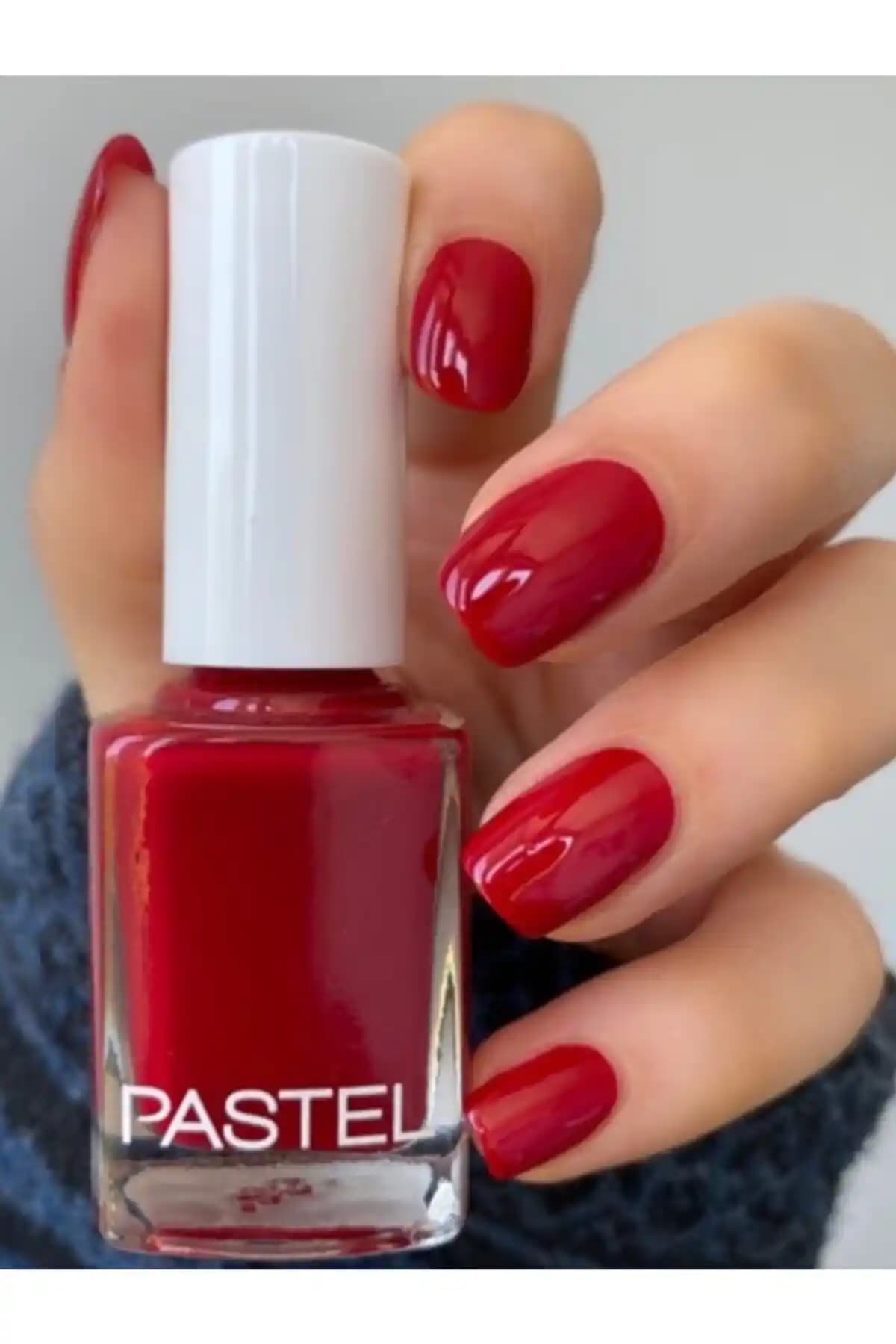 Pastel 99 Kozmetik Renk Paleti: Modern Trendler ve Yenilikçi Güzellik Yaklaşımları