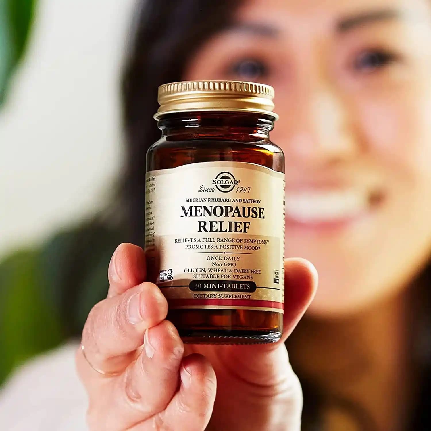 Solgar Menopoz Takviyesi: Doğal ve Güvenilir Bir Destek Seçeneği