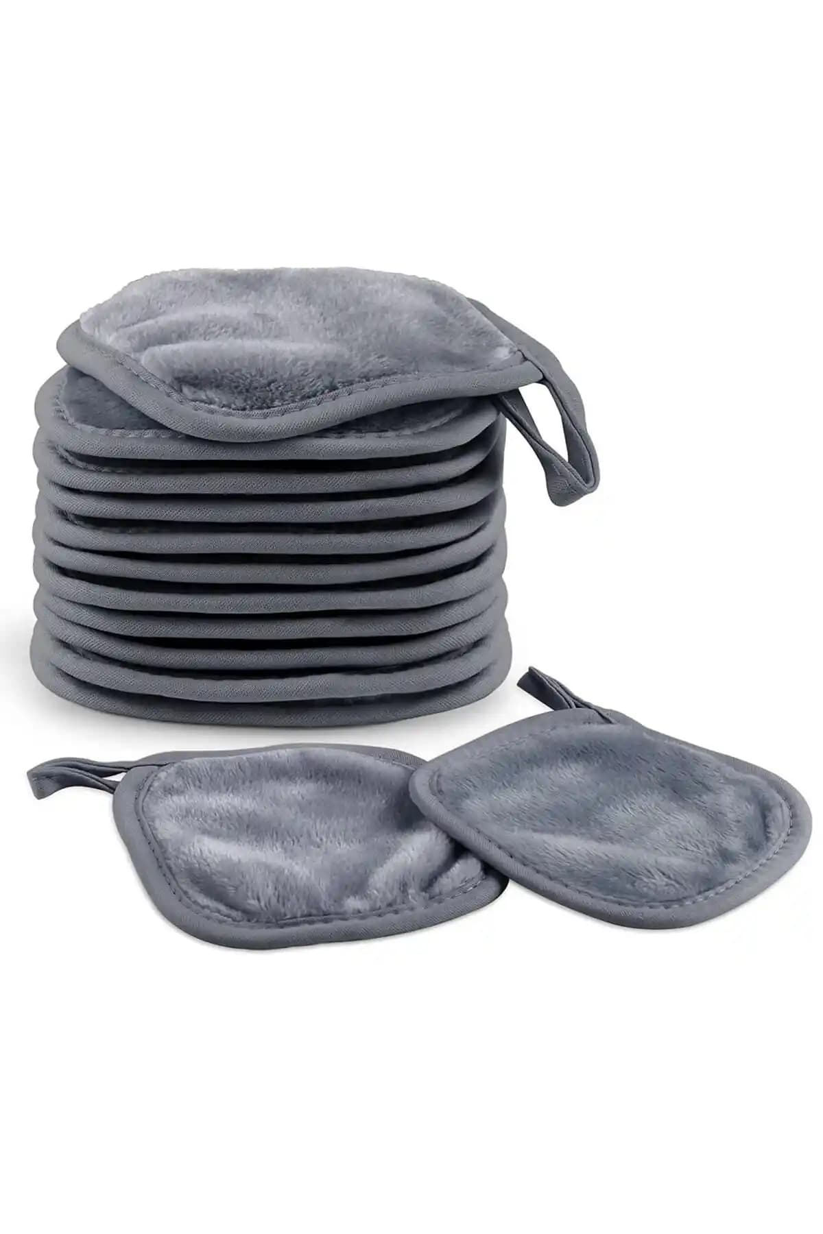 Makyaj Temizleme Mendilleri ve Pedleri Karşılaştırması: Hangi Ürün Sizin İçin Uygun