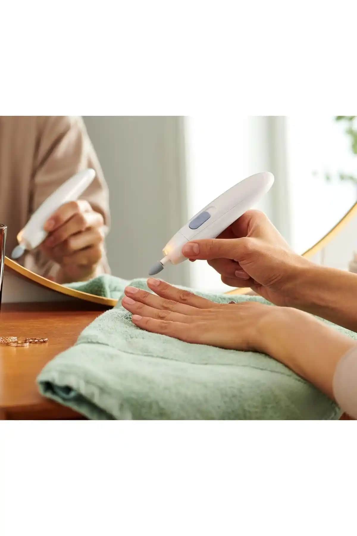 Tchibo Manikür ve Pedikür Aleti: Çok Fonksiyonlu ve Pratik Kişisel Bakım Cihazı