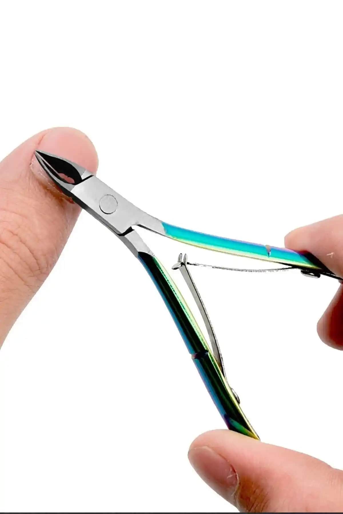 Tırnak Eti Pensleri Karşılaştırması: Francheska Solıngen ve MOZIUR P-105 Ürün Analizi