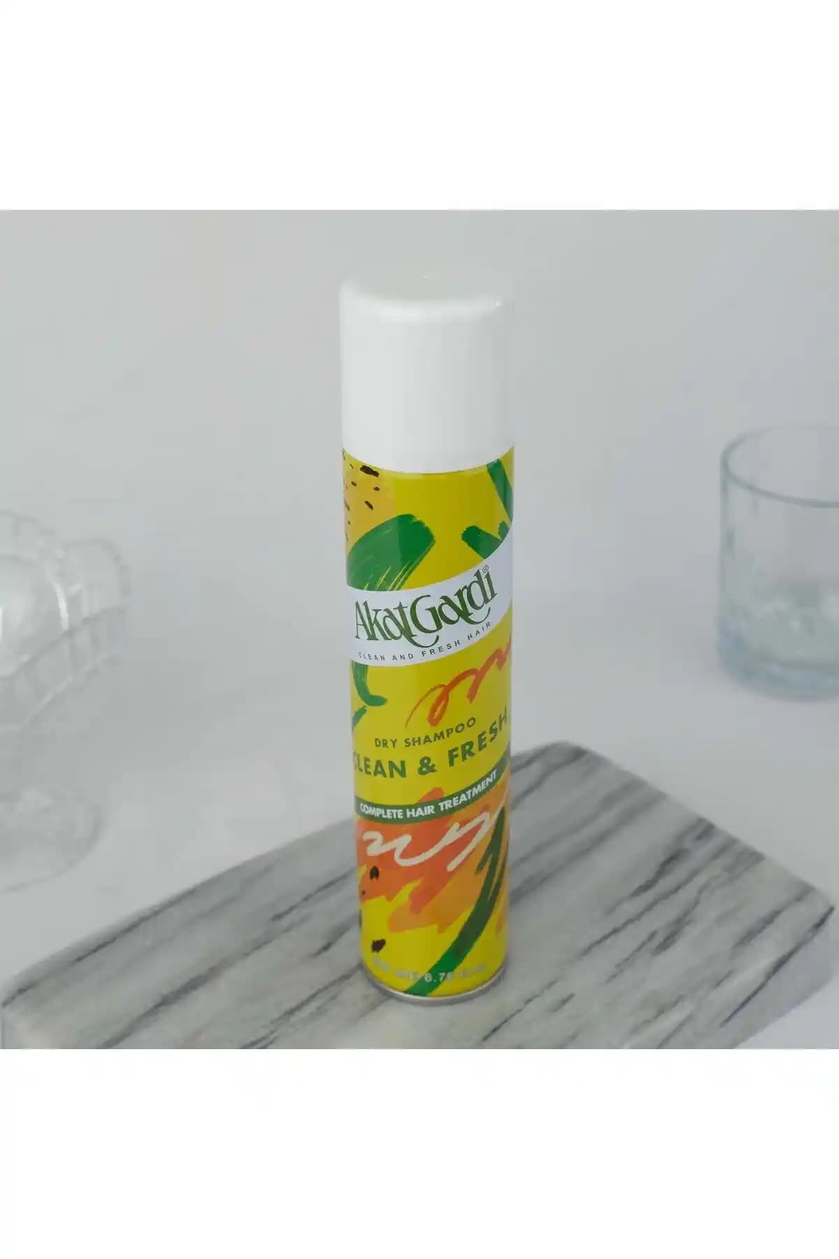 Akat Gardi Kuru Şampuan Clean&Fresh 200 ml: Hızlı ve Etkili Saç Tazeleme Çözümü