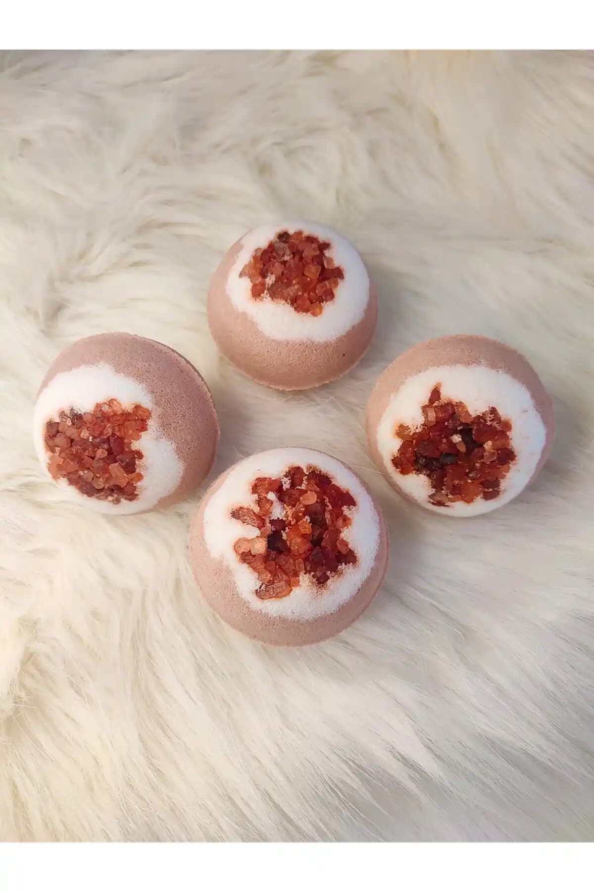 BAL AĞACI Vanilya Kokulu Köpüren Küvet ve Jakuzi Köpüğü Topları Ürün Tanıtımı ve Kullanım Özellikleri