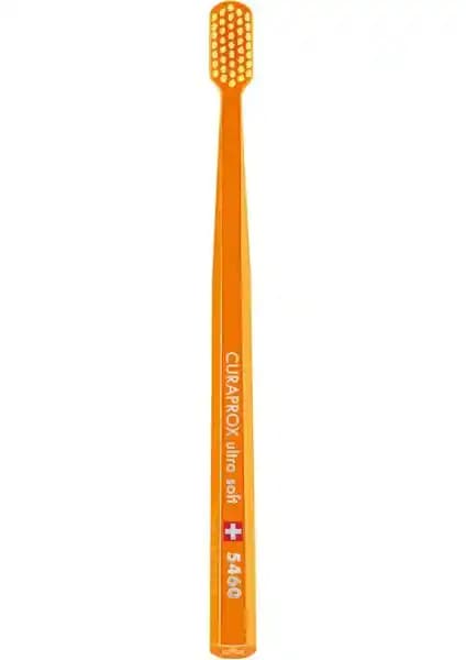 Curaprox CS5460 Ultra Soft Diş Fırçası Hassas Diş Eti İçin Uygun Temizlik Aracı