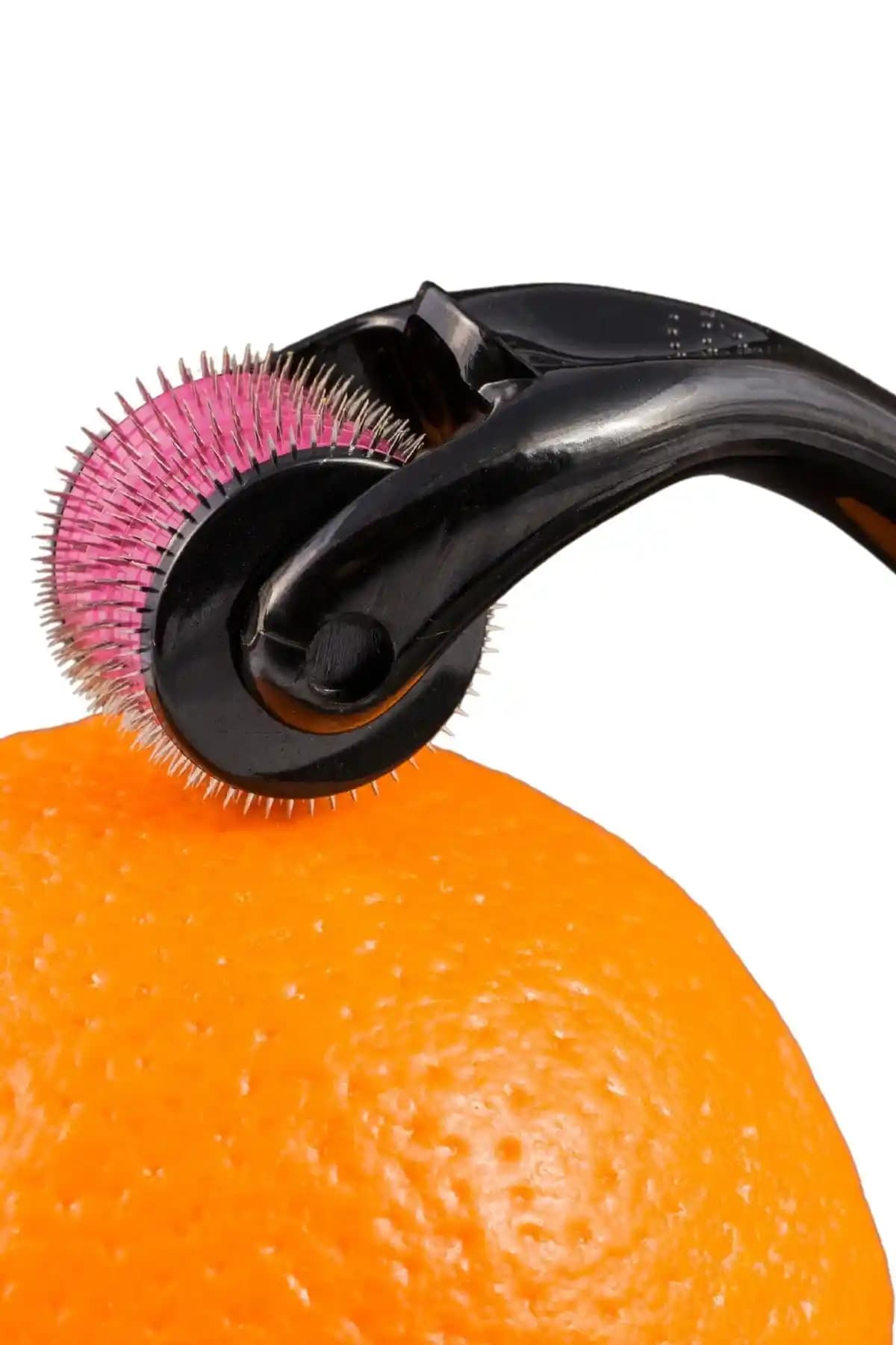 Evene Dermaroller Saç Çıkarma Tarağı ile Saç Dökülmesine Etkili Çözüm Sunar