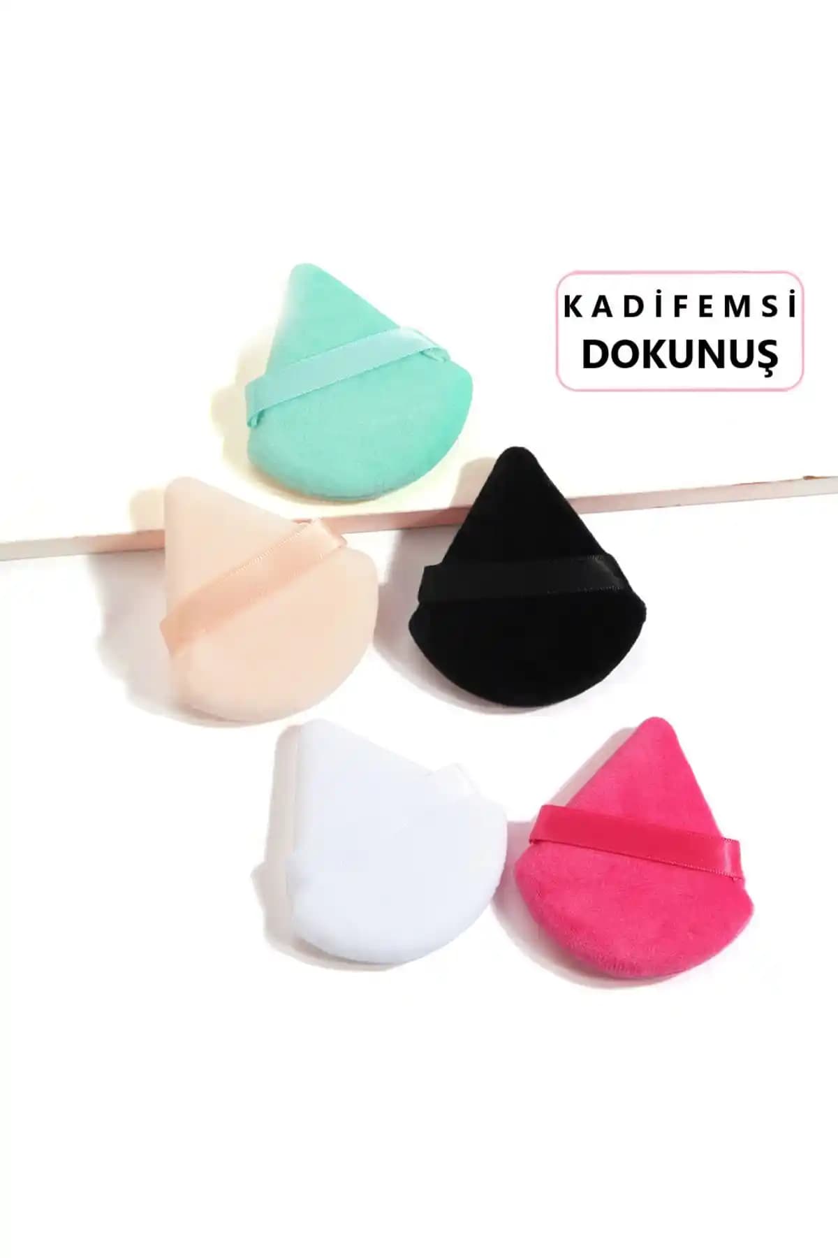 Lavider 3'lü Toz Fondöten Pudra Uygulama Takımı Kadifemsi Dokusu ve Çok Yönlülüğüyle