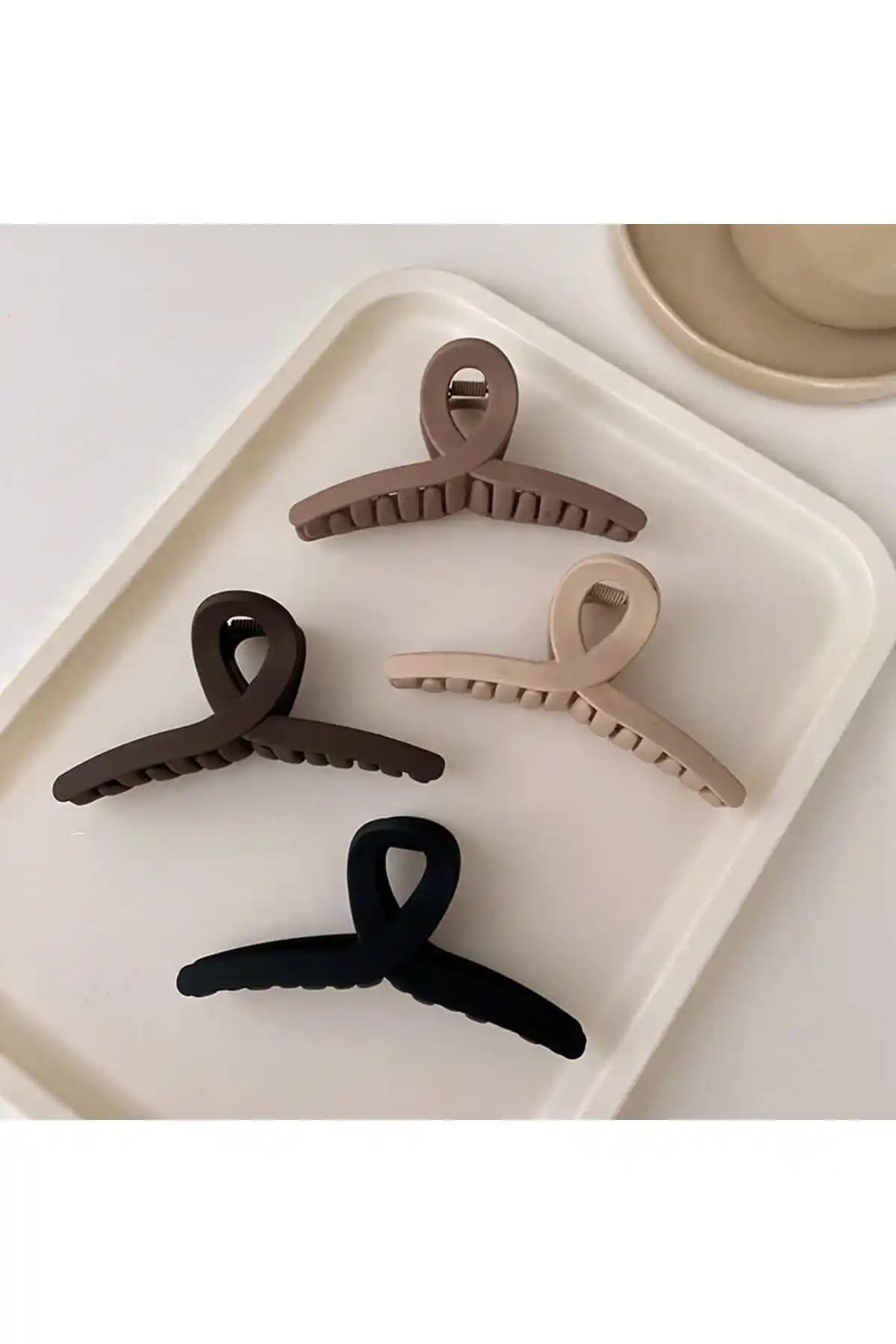 Monalisa 4'lü Mandal Toka Seti: Şık ve Dayanıklı Saç Aksesuarları