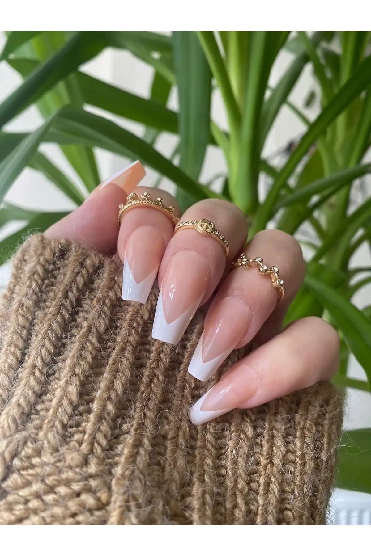 SYBELLE Kozmetik 24 Adet Kesik Model Balerin French Takma Tırnak Ürünü İncelemesi