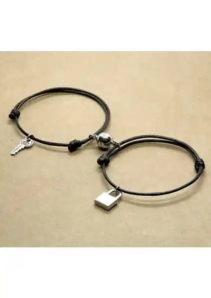 ZHayat Mıknatıslı Sevgili Bilekliği: Aşk ve Bağları Simgesi Olan Şık Takı